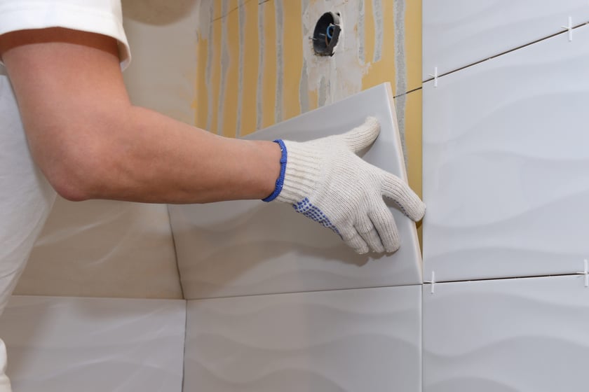 How to Choose the Perfect Glass Tiles for Your Shower Enclosure